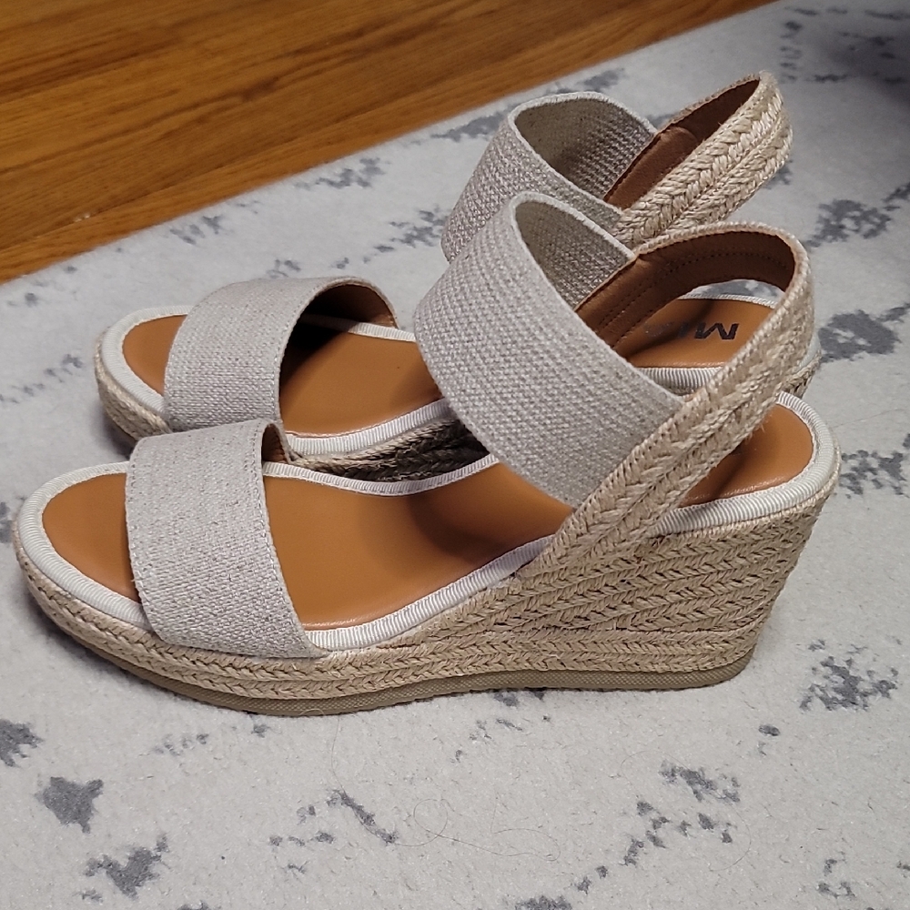New Mia Brittni Wedge Espadrille Sandals - Size 7.5